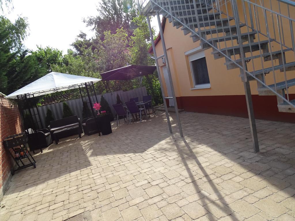 Dorothy Apartman Siófok Esterno foto